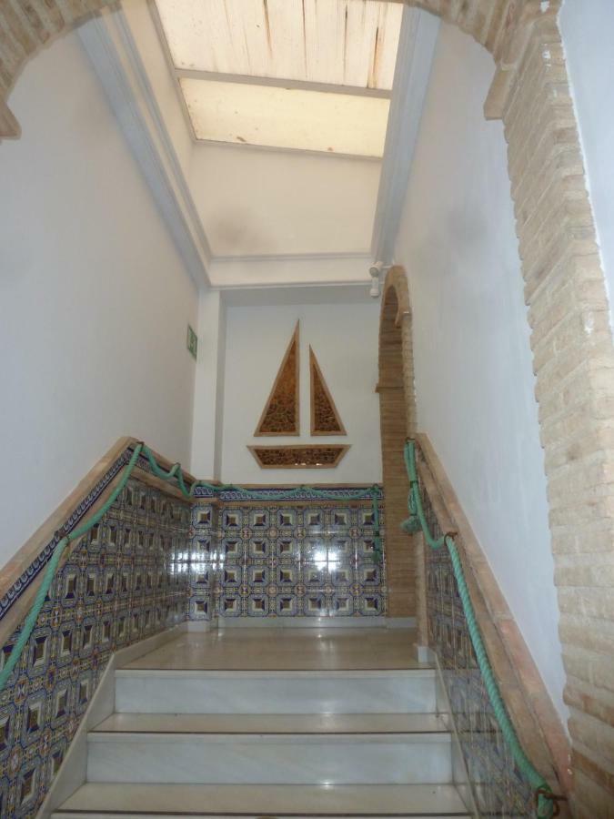 Hostal Cortes Garrucha Bagian luar foto