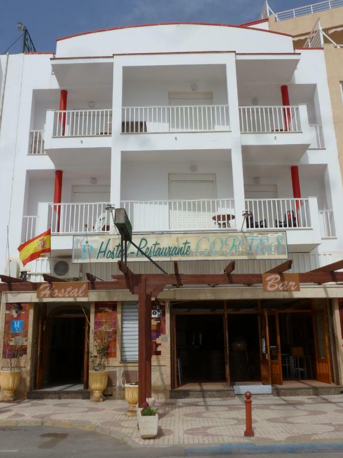 Hostal Cortes Garrucha Bagian luar foto