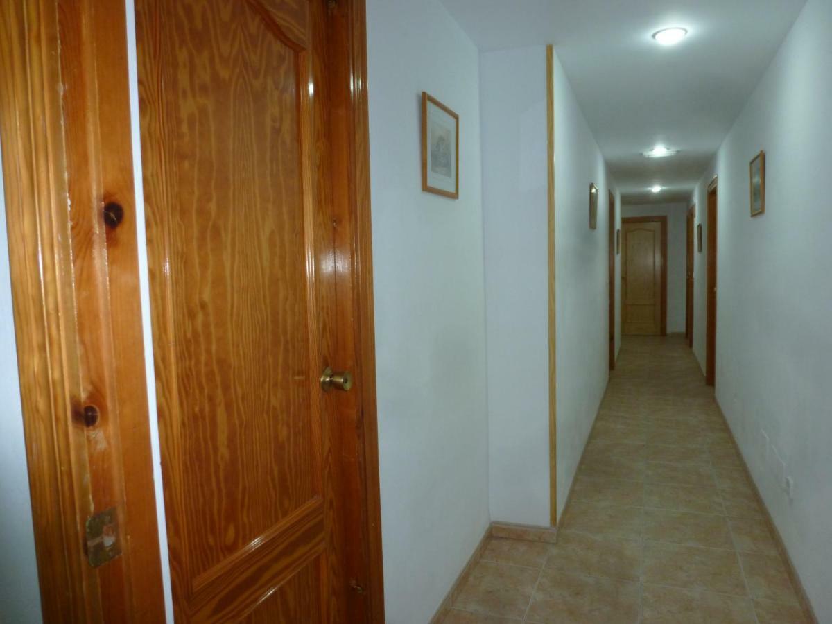 Hostal Cortes Garrucha Bagian luar foto