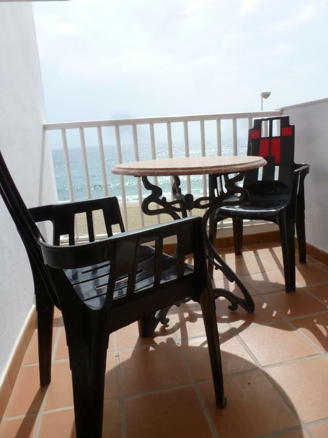 Hostal Cortes Garrucha Bagian luar foto